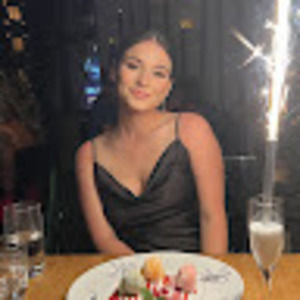 Meet your Posher, Anna